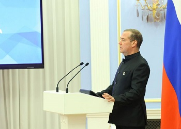 Единороссы привлекли лидеров отраслей к созданию народной программы